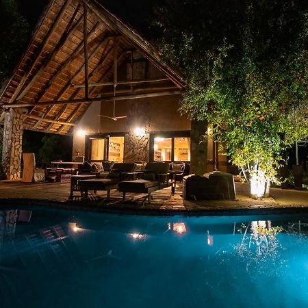 Leopard'S Lair Bush Lodge Hoedspruit Zewnętrze zdjęcie