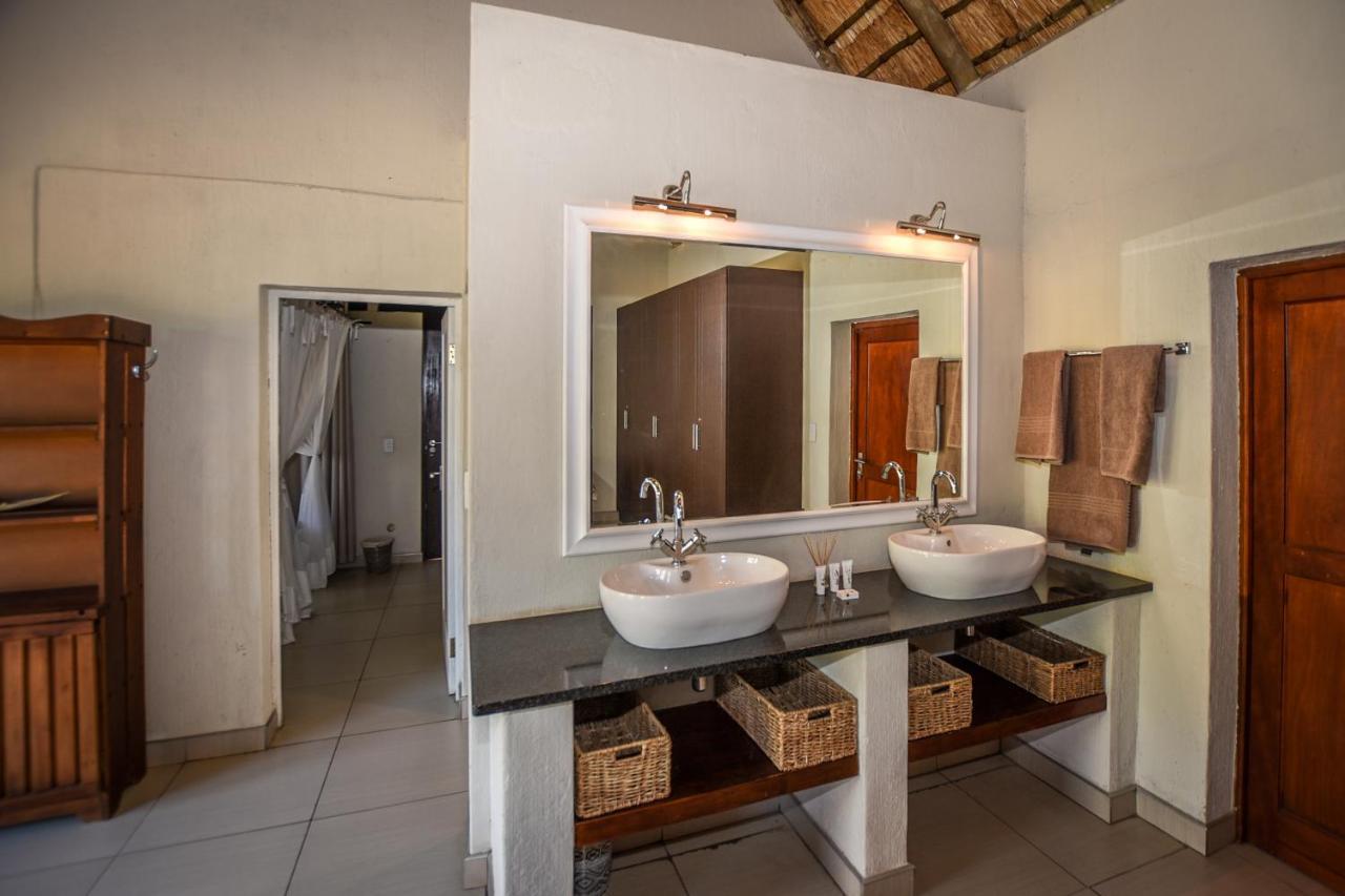 Leopard'S Lair Bush Lodge Hoedspruit Zewnętrze zdjęcie
