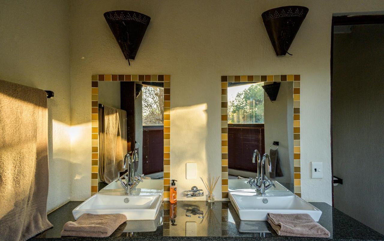 Leopard'S Lair Bush Lodge Hoedspruit Zewnętrze zdjęcie